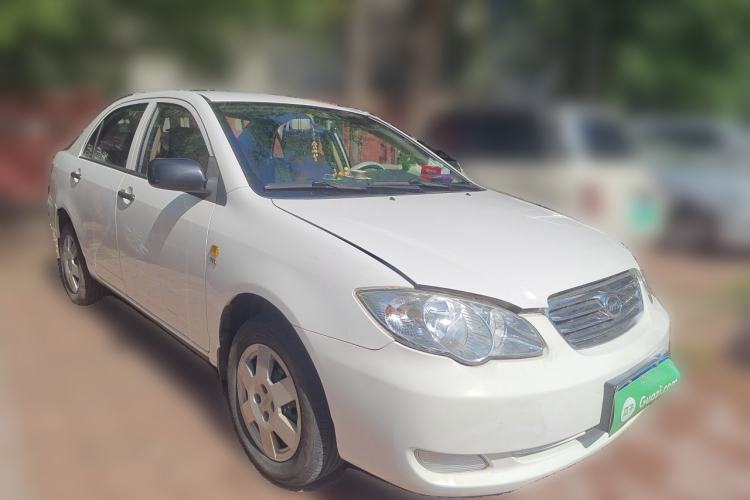 Used BYD F3 2012 Energy-Saving Model 1.5L Manual Comfort Version Front Right 45 Deg
