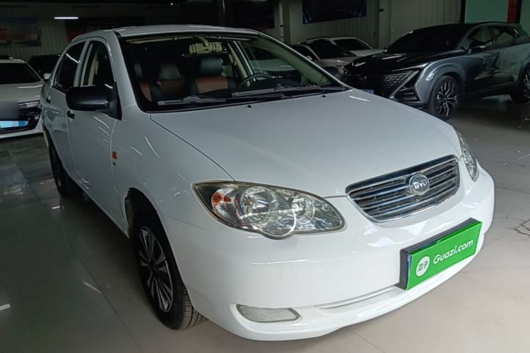 Used BYD F3 2012 Energy-Saving Edition 1.5L Manual Standard Model Front Right 45 Deg