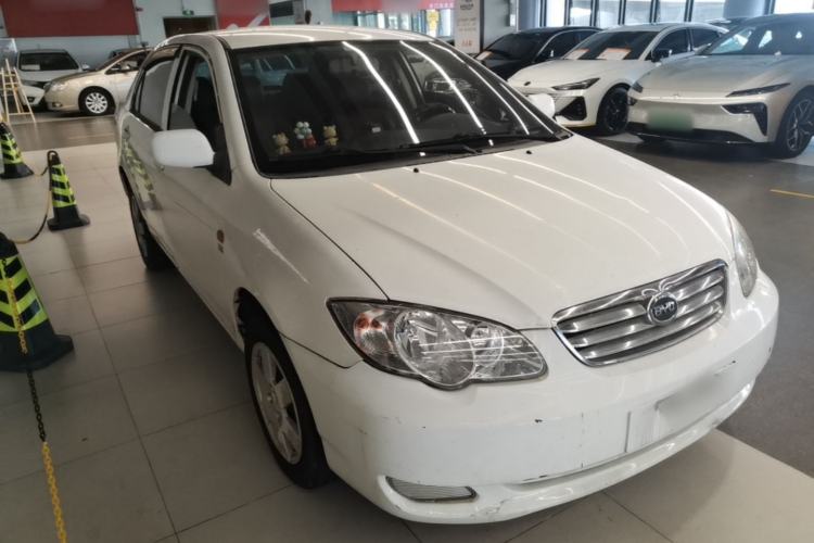 Used BYD F3 2012 Energy-Saving Model 1.5L Manual Comfort Version Front Right 45 Deg