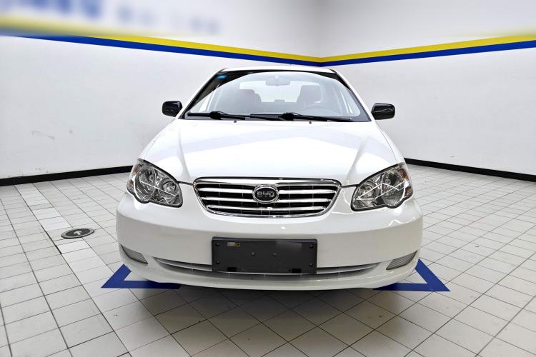 Used BYD F3 2012 Energy-Saving Model 1.5L Manual Comfort Version Front