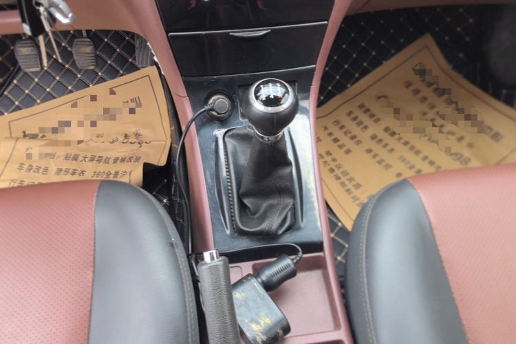 Used BYD F3 2012 Energy-Saving Model 1.5L Manual Comfort Version Gear Lever