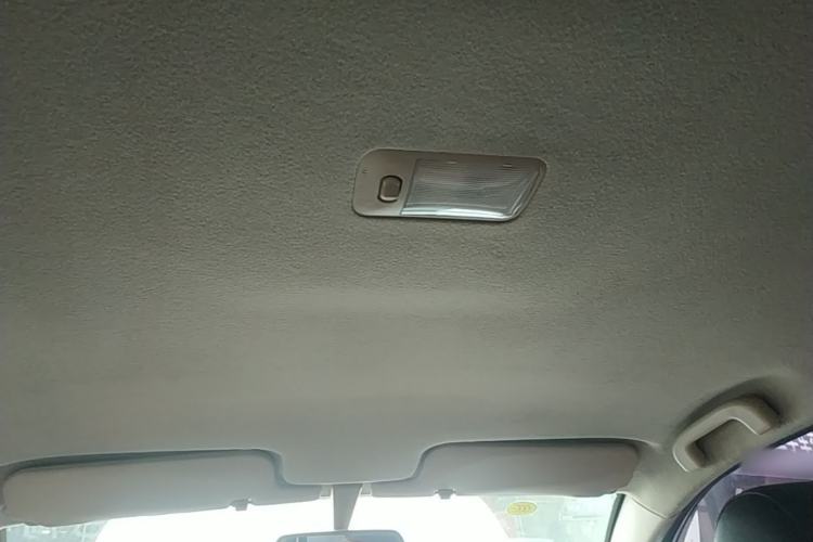 Used BYD F3 2012 Energy-Saving Model 1.5L Manual Comfort Version Headliner