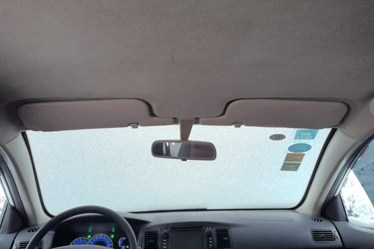 Used BYD F3 2012 Energy-Saving Model 1.5L Manual Comfort Version Headliner