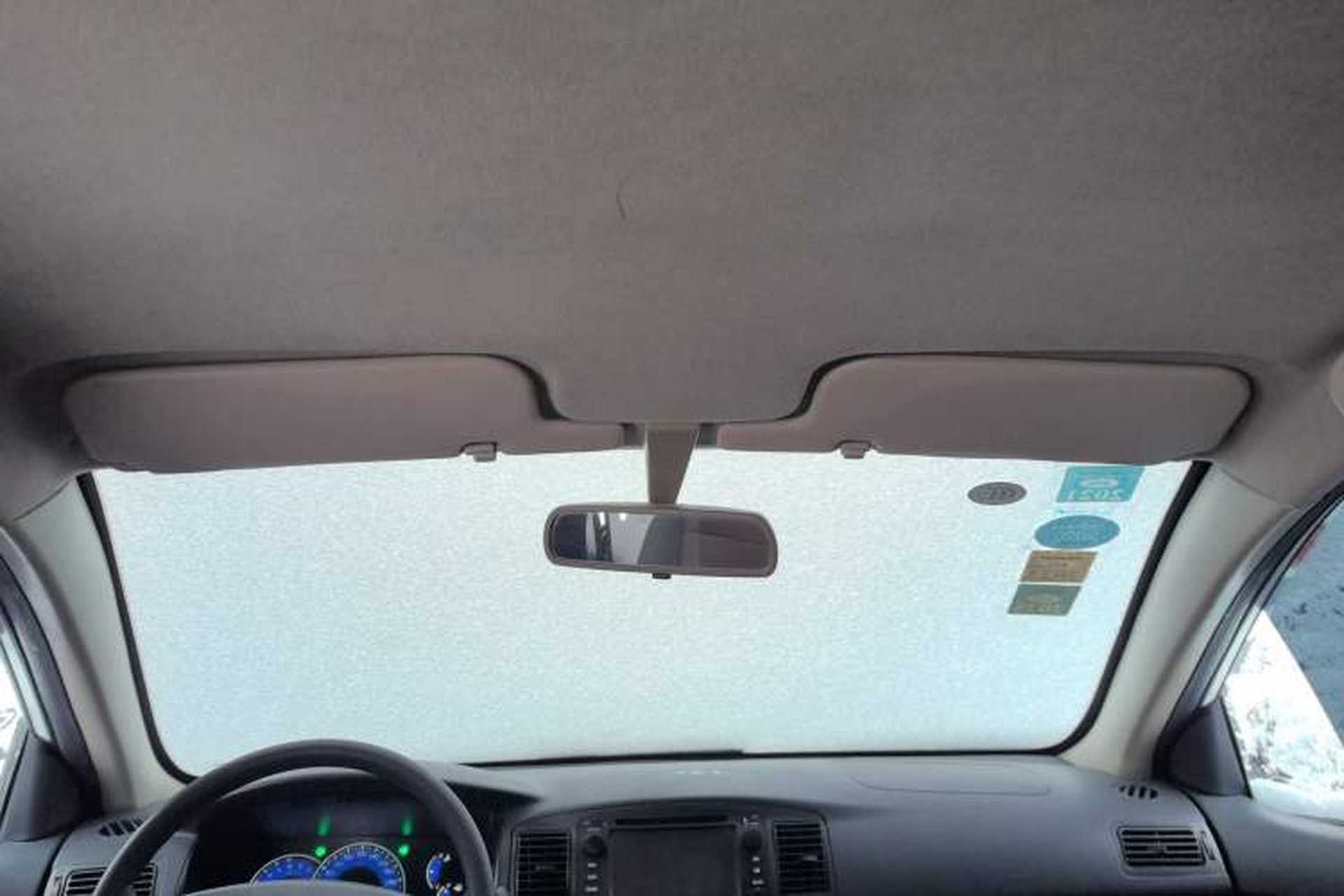 Used BYD F3 2012 Energy-Saving Model 1.5L Manual Comfort Version Headliner