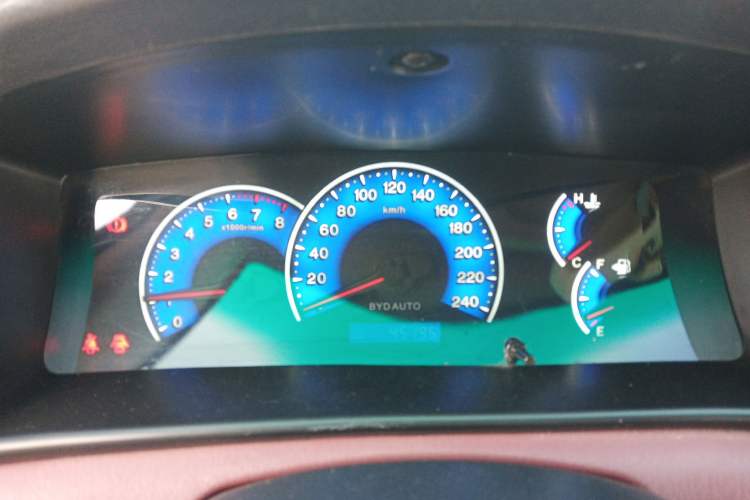Used BYD F3 2012 Energy-Saving Model 1.5L Manual Comfort Version Instrument Cluster
