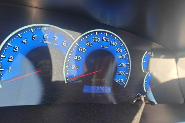 Used BYD F3 2012 Energy-Saving Model 1.5L Manual Comfort Version Instrument Cluster