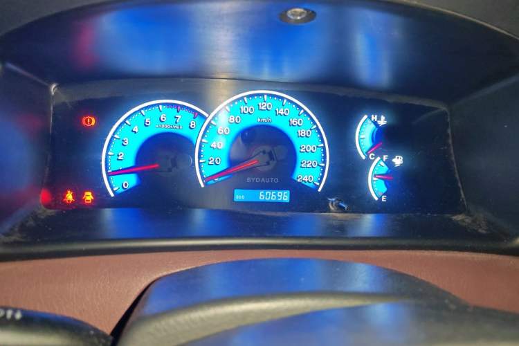 Used BYD F3 2012 Energy-Saving Model 1.5L Manual Comfort Version Instrument Cluster
