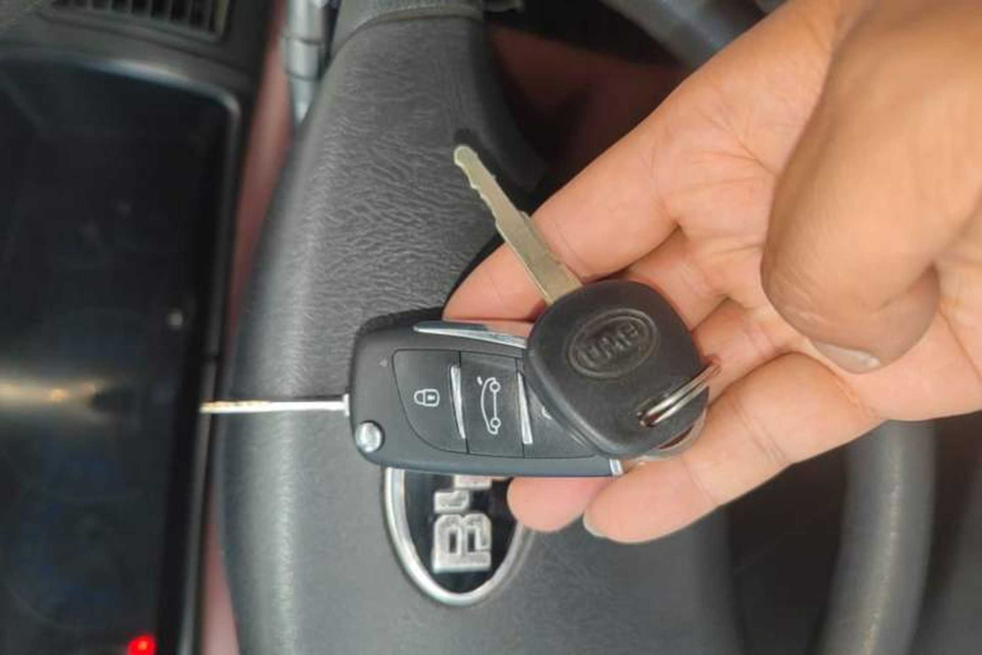 Used BYD F3 2012 Energy-Saving Model 1.5L Manual Comfort Version Interior 1