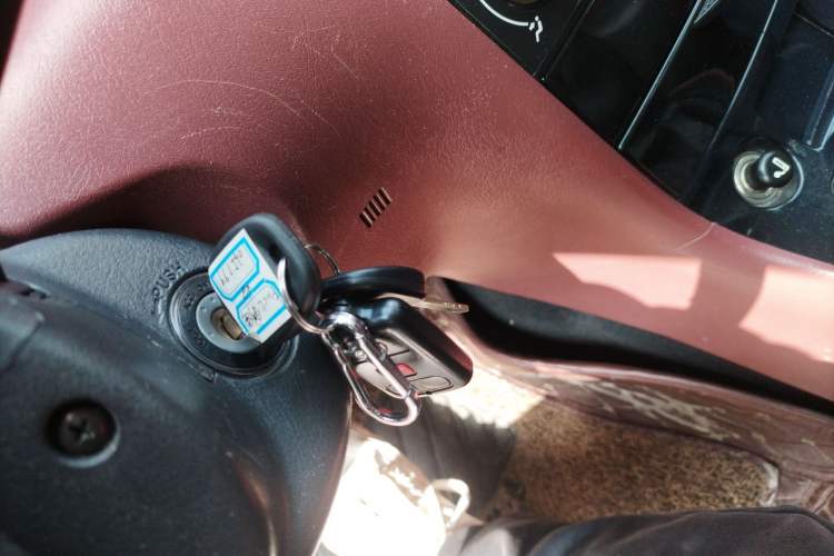 Used BYD F3 2012 Energy-Saving Model 1.5L Manual Comfort Version Interior 1