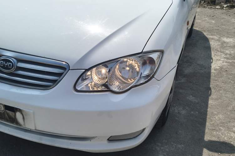 Used BYD F3 2012 Energy-Saving Model 1.5L Manual Comfort Version Left Front Headlight