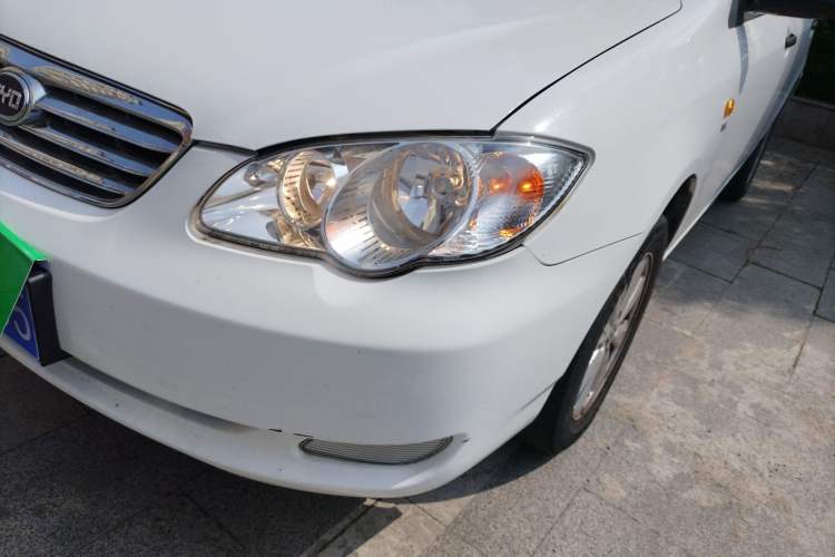 Used BYD F3 2012 Energy-Saving Model 1.5L Manual Comfort Version Left Front Headlight