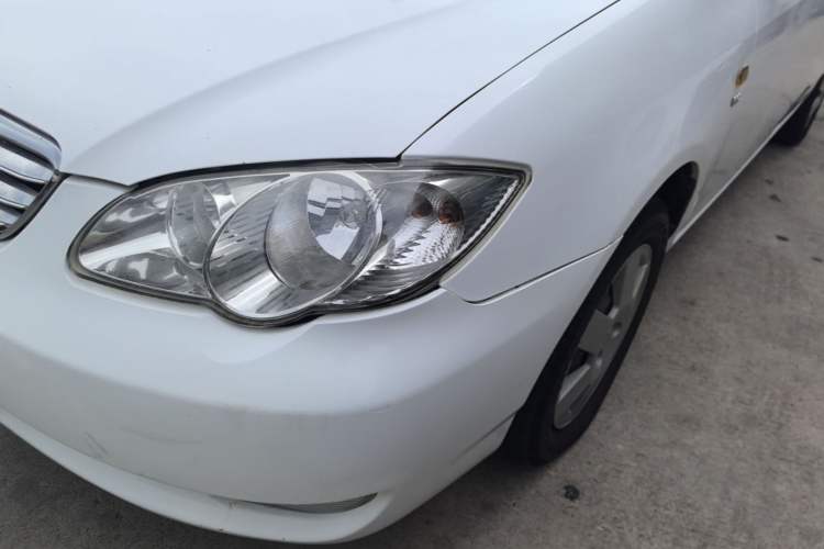 Used BYD F3 2012 Energy-Saving Model 1.5L Manual Comfort Version Left Front Headlight