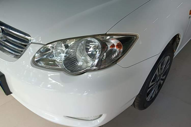 Used BYD F3 2012 Energy-Saving Edition 1.5L Manual Standard Model Left Front Headlight