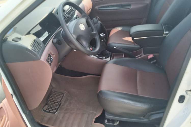 Used BYD F3 2012 Energy-Saving Model 1.5L Manual Comfort Version Left Front Seat
