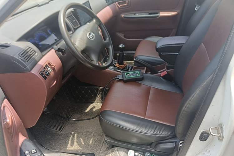 Used BYD F3 2012 Energy-Saving Model 1.5L Manual Comfort Version Left Front Seat