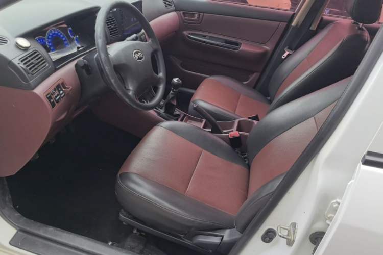 Used BYD F3 2012 Energy-Saving Model 1.5L Manual Comfort Version Left Front Seat