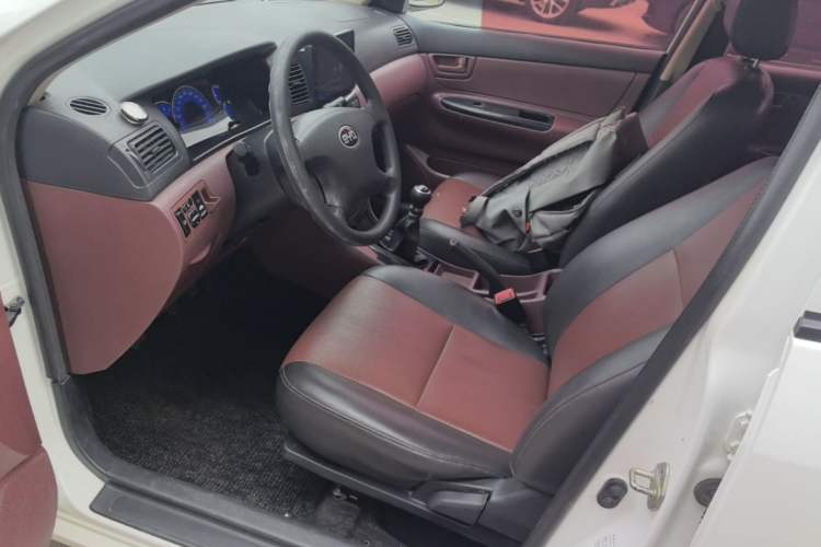 Used BYD F3 2012 Energy-Saving Model 1.5L Manual Comfort Version Left Front Seat