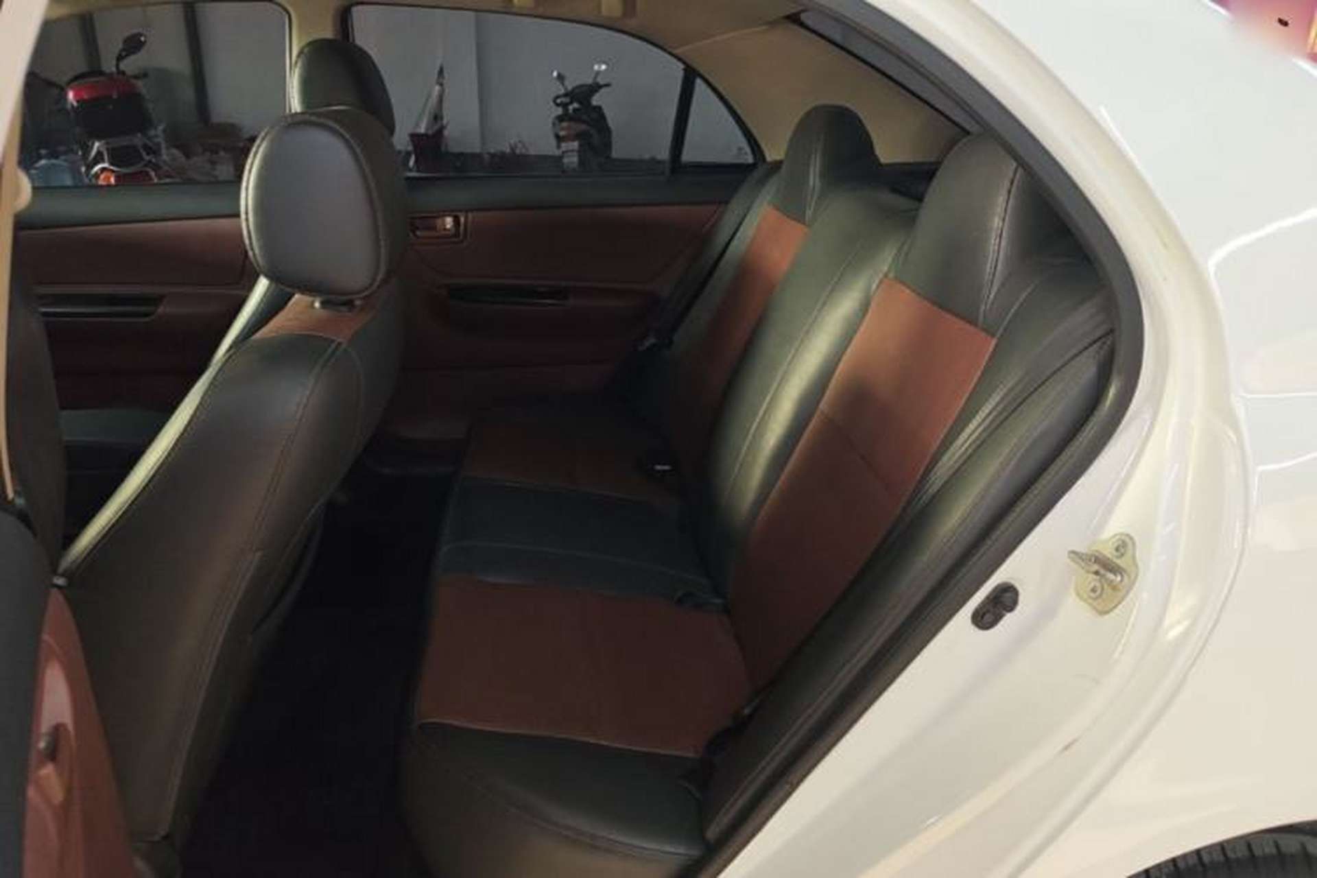 Used BYD F3 2012 Energy-Saving Model 1.5L Manual Comfort Version Left Rear Seat