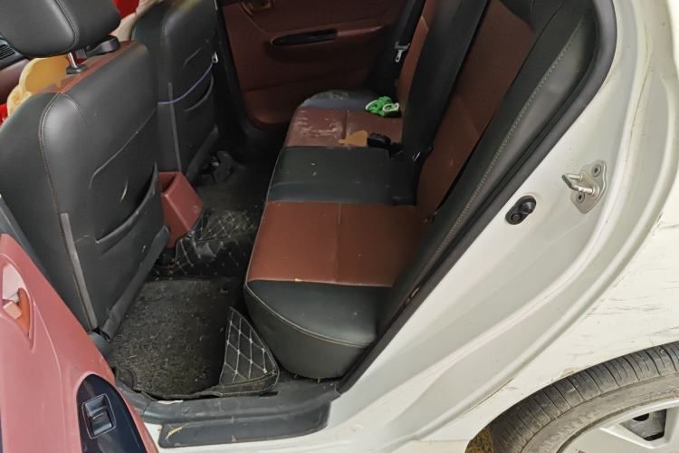 Used BYD F3 2012 Energy-Saving Model 1.5L Manual Comfort Version Left Rear Seat