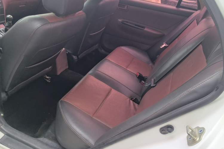 Used BYD F3 2012 Energy-Saving Model 1.5L Manual Comfort Version Left Rear Seat