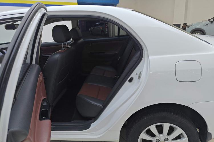 Used BYD F3 2012 Energy-Saving Model 1.5L Manual Comfort Version Left Rear Seat