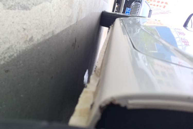 Used BYD F3 2012 Energy-Saving Model 1.5L Manual Comfort Version Left Side Sill