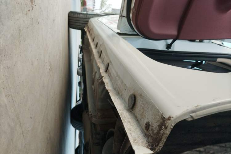 Used BYD F3 2012 Energy-Saving Model 1.5L Manual Comfort Version Left Side Sill