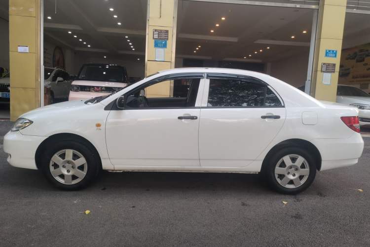 Used BYD F3 2012 Energy-Saving Model 1.5L Manual Comfort Version Left Side