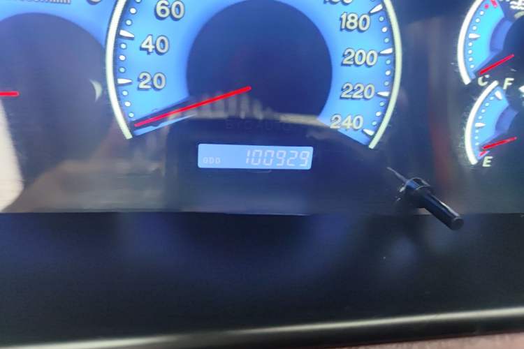 Used BYD F3 2012 Energy-Saving Model 1.5L Manual Comfort Version Odometer Close Up
