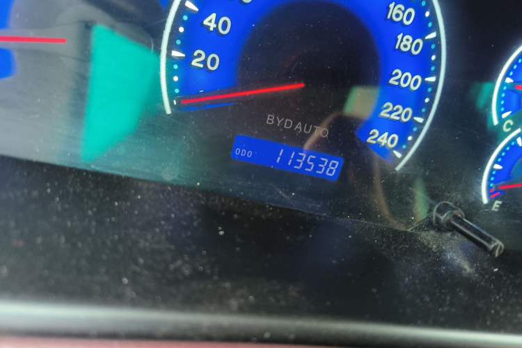 Used BYD F3 2012 Energy-Saving Edition 1.5L Manual Standard Model Odometer Close Up