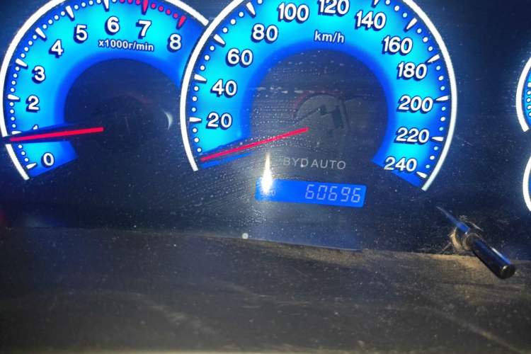 Used BYD F3 2012 Energy-Saving Model 1.5L Manual Comfort Version Odometer Close Up