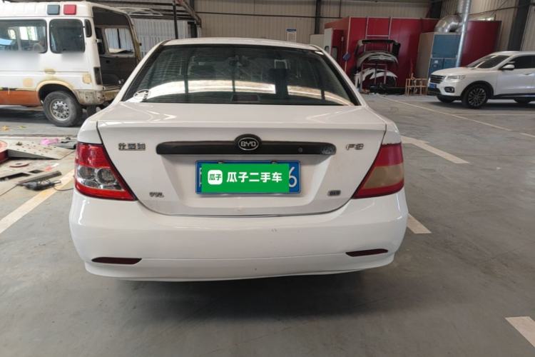 Used BYD F3 2012 Energy-Saving Model 1.5L Manual Comfort Version Rear