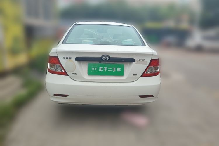 Used BYD F3 2012 Energy-Saving Model 1.5L Manual Comfort Version Rear