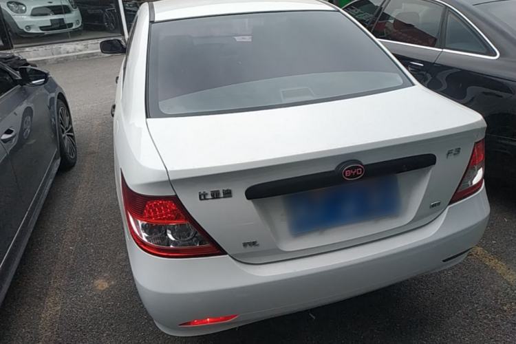 Used BYD F3 2012 Energy-Saving Model 1.5L Manual Comfort Version Rear
