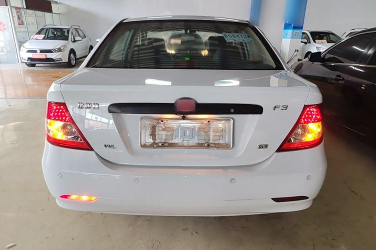 Used BYD F3 2012 Energy-Saving Model 1.5L Manual Comfort Version Rear
