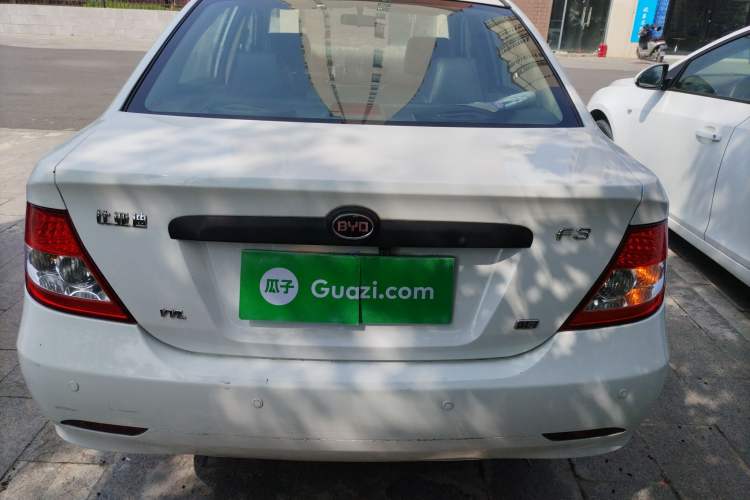 Used BYD F3 2012 Energy-Saving Model 1.5L Manual Comfort Version Rear