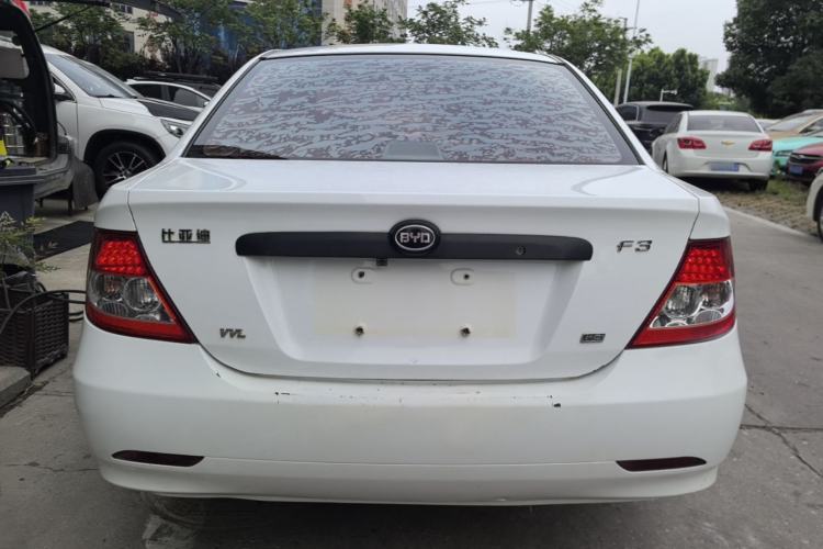 Used BYD F3 2012 Energy-Saving Model 1.5L Manual Comfort Version Rear