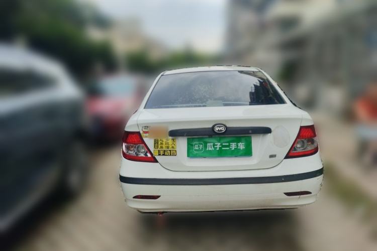 Used BYD F3 2012 Energy-Saving Model 1.5L Manual Comfort Version Rear