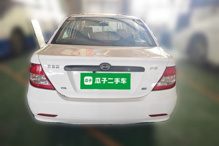 Used BYD F3 2012 Energy-Saving Model 1.5L Manual Comfort Version Rear