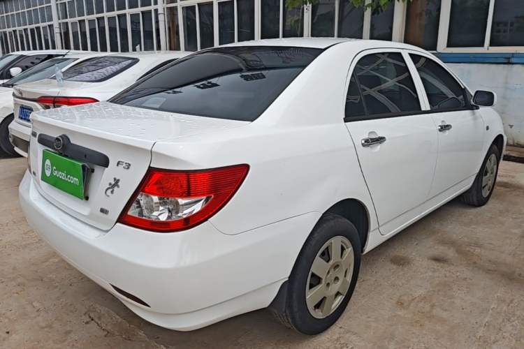 Used BYD F3 2012 Energy-Saving Model 1.5L Manual Comfort Version Rear Right 45 Deg