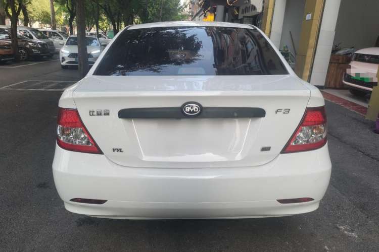Used BYD F3 2012 Energy-Saving Model 1.5L Manual Comfort Version Rear