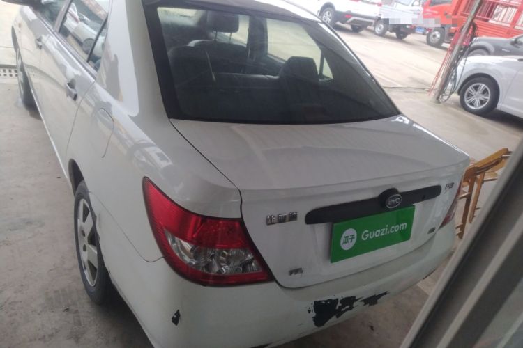 Used BYD F3 2012 Energy-Saving Model 1.5L Manual Comfort Version Rear