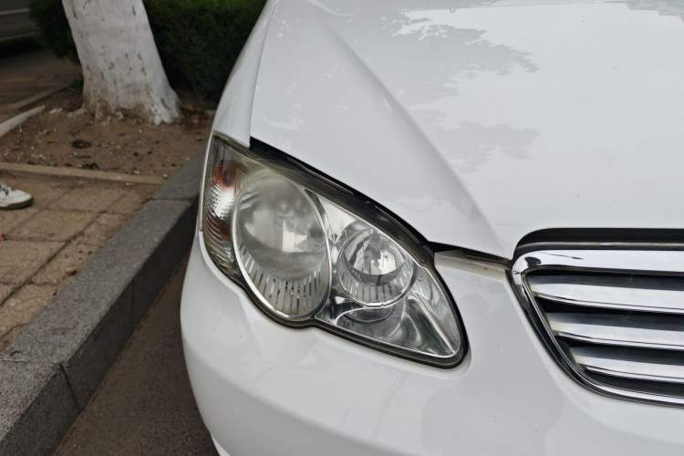 Used BYD F3 2012 Energy-Saving Model 1.5L Manual Comfort Version Right Front Headlight