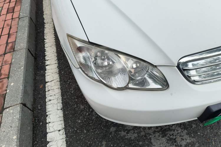 Used BYD F3 2012 Energy-Saving Edition 1.5L Manual Standard Model Right Front Headlight
