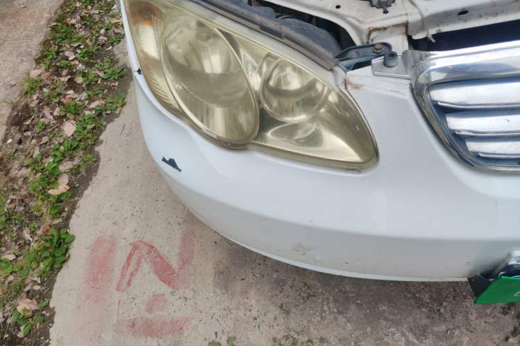 Used BYD F3 2012 Energy-Saving Model 1.5L Manual Comfort Version Right Front Headlight