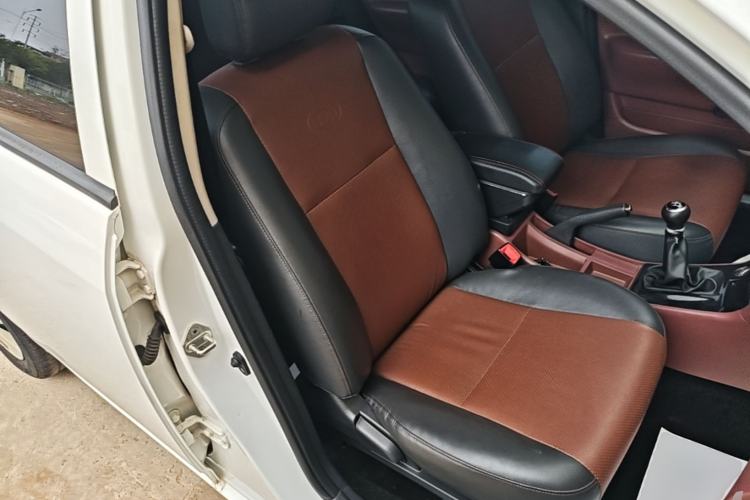 Used BYD F3 2012 Energy-Saving Model 1.5L Manual Comfort Version Right Front Seat