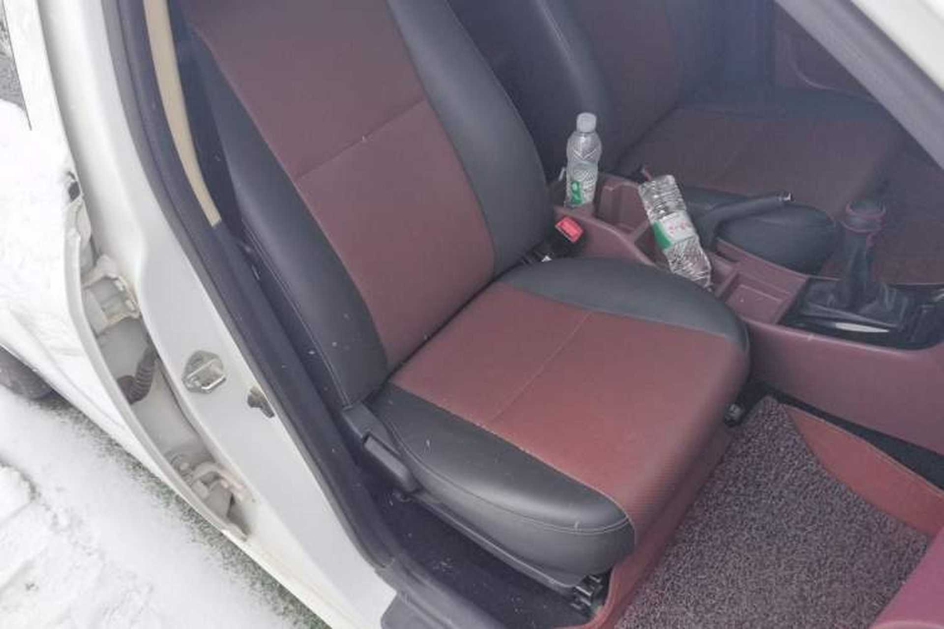 Used BYD F3 2012 Energy-Saving Model 1.5L Manual Comfort Version Right Front Seat