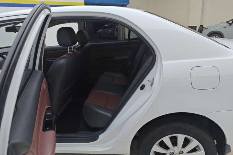 Used BYD F3 2012 Energy-Saving Model 1.5L Manual Comfort Version Right Rear Seat