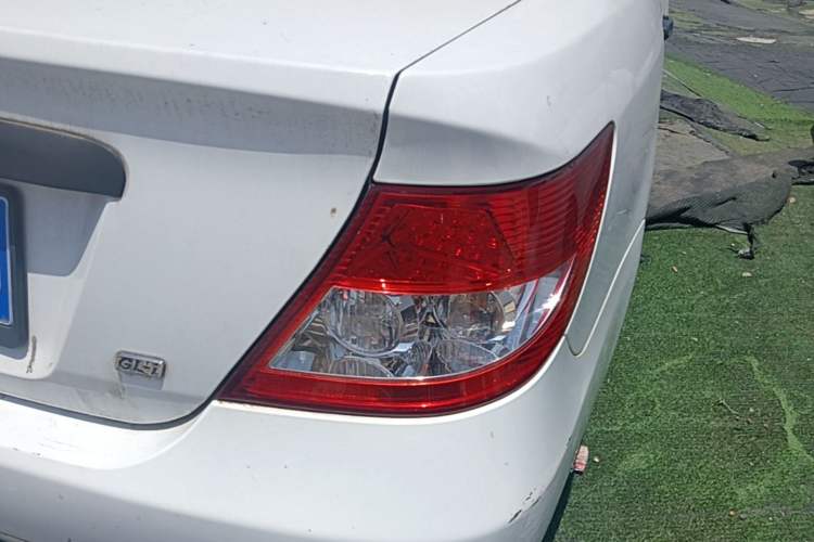 Used BYD F3 2012 Energy-Saving Model 1.5L Manual Comfort Version Right Rear Taillight