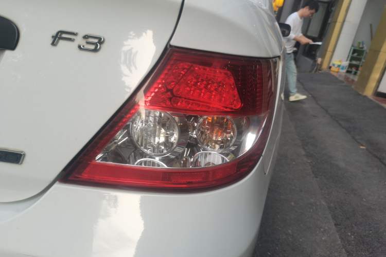 Used BYD F3 2012 Energy-Saving Model 1.5L Manual Comfort Version Right Rear Taillight